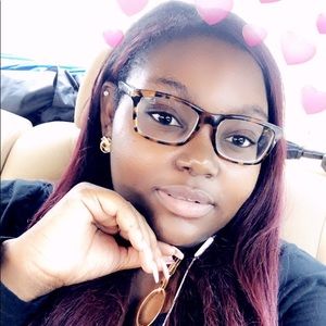 Meet your Posher, Erickka